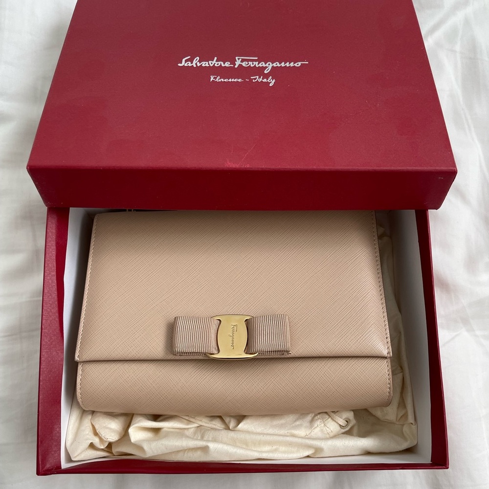 Salvatore ferragamo Chain handbag